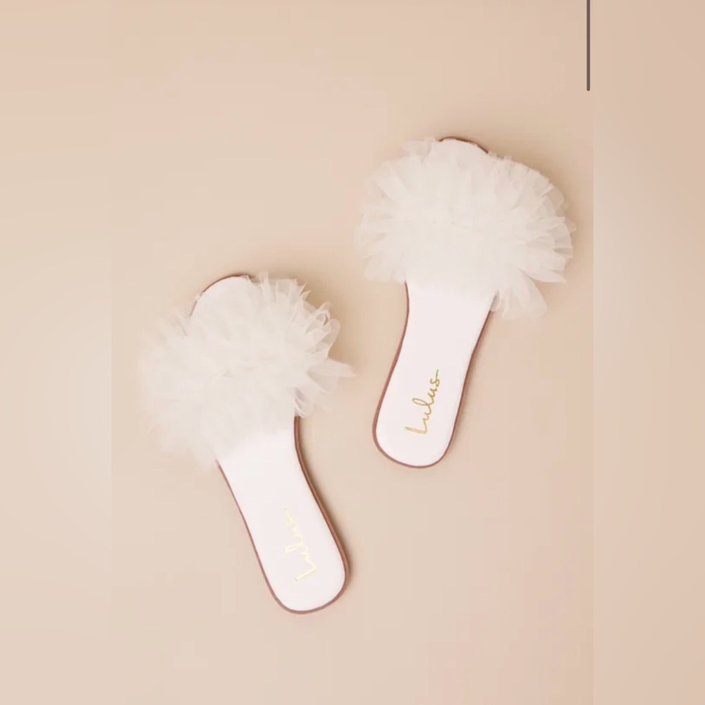NWT Lulu’s Torria White Tulle Slide Sandals Size 9